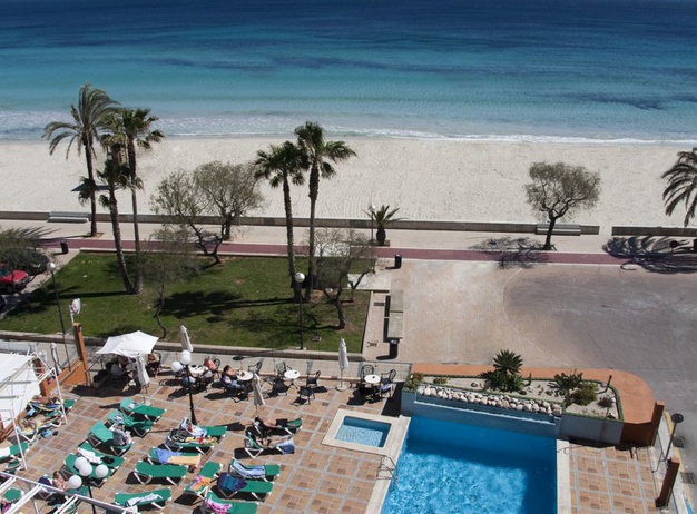 Piscina  Anba Romani en Cala Millor