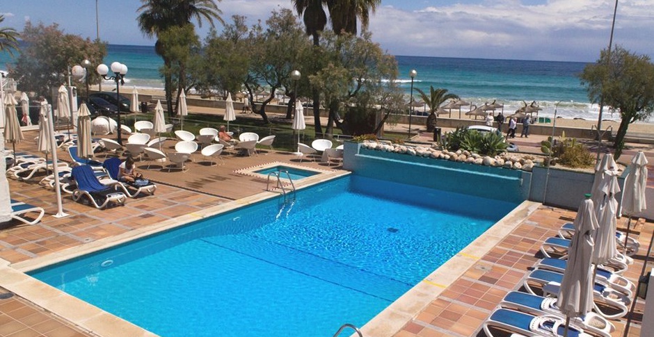 TERRAZA SOLÁRIUM  Anba Romani en Cala Millor